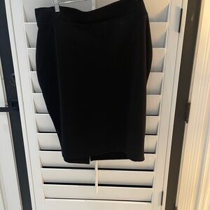 Olivia blu Elegant Black Women's‎ Skirt
Size 3